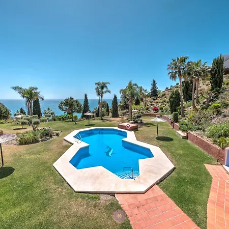 Beautiful With Private Heated Pool In Nerja